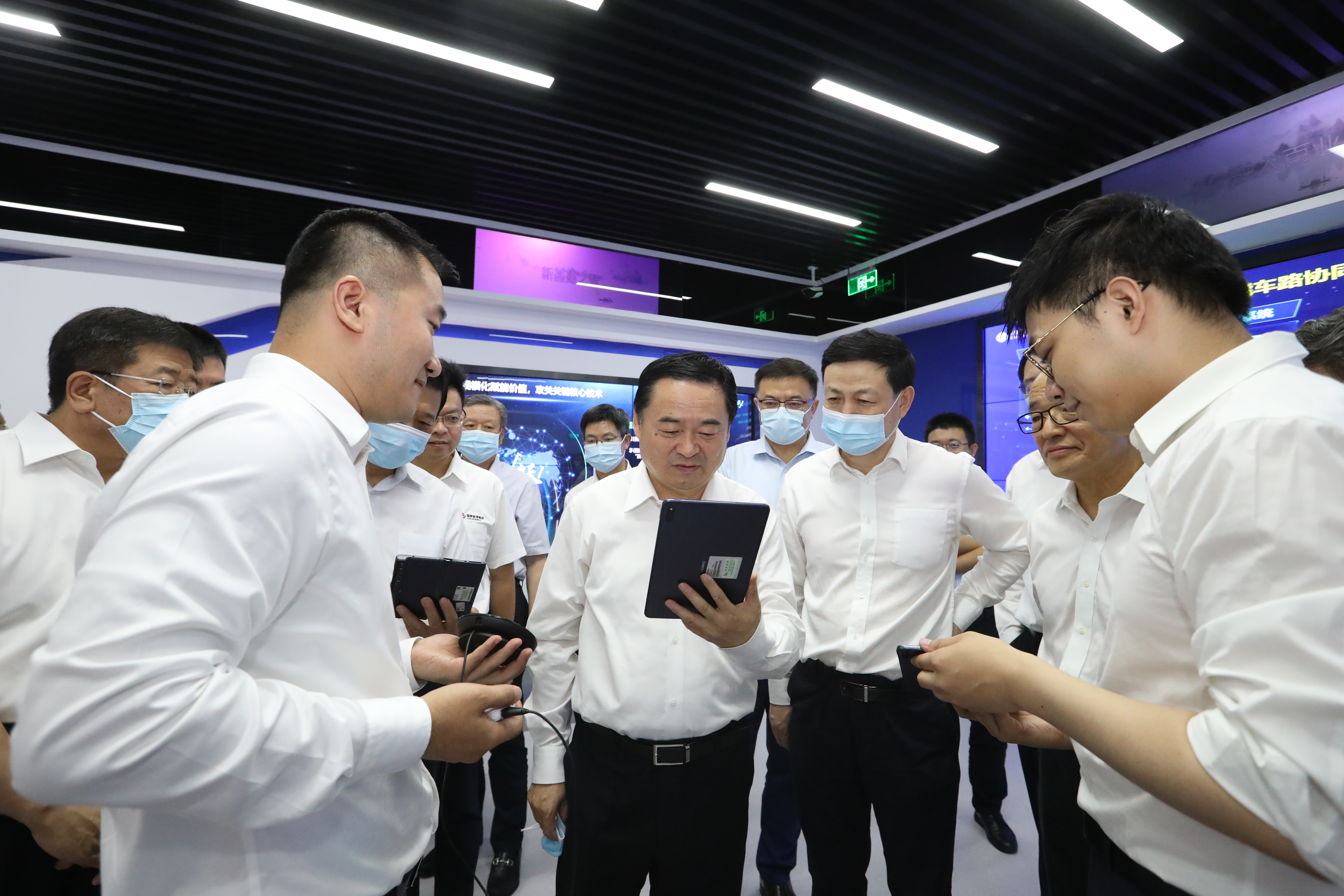 郝鵬、國資、央企、國資委、書記、主任、國企、企業改革